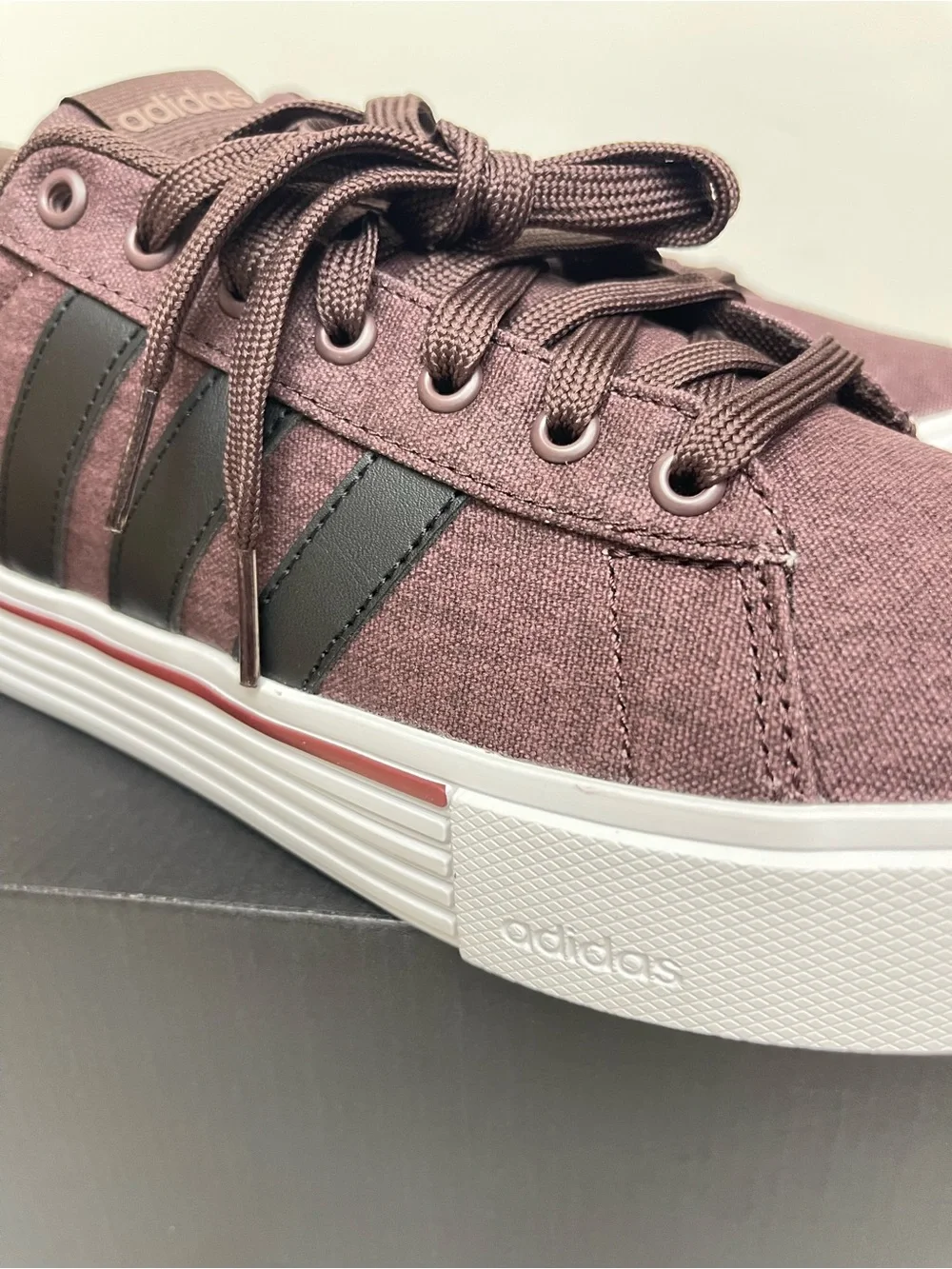 Adidas Daily 4.0 Canvas Sneakers Burgundy Brown IE0601 NWT